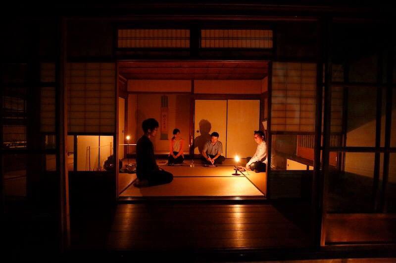 暮らす旅舎さんのコラムに、家のことを書いて頂いています。
kyoto.kurasutabi.jp/info/