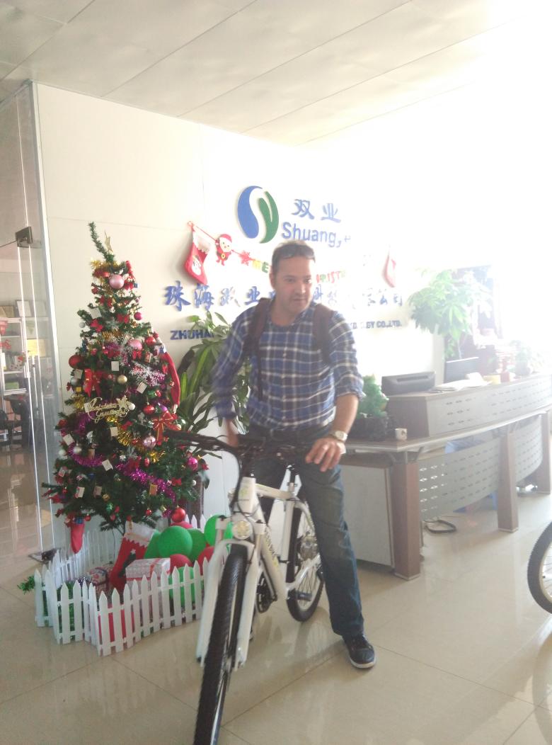 A5 model, at a glanced, it seems like a mountain bike, but it truely for ladies, bright yellow, does  it make you feel more energetic? 😊