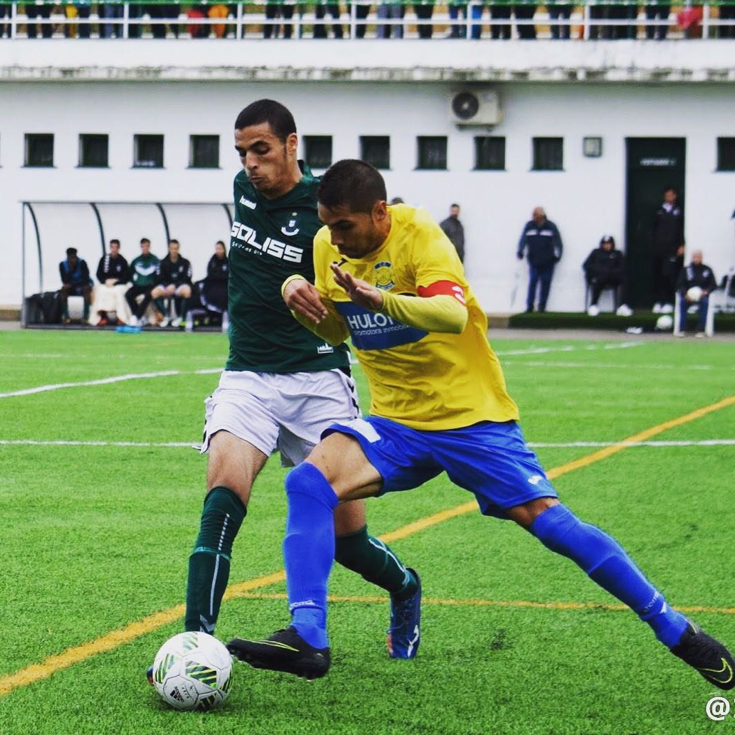 DeporteCLM's tweet photo. Alberto García (@3Garcia3) jugador del CD Yuncos  “Llevamos desde julio sin cobrar” https://t.co/admJv8QDWP https://t.co/4m8NkUEST2