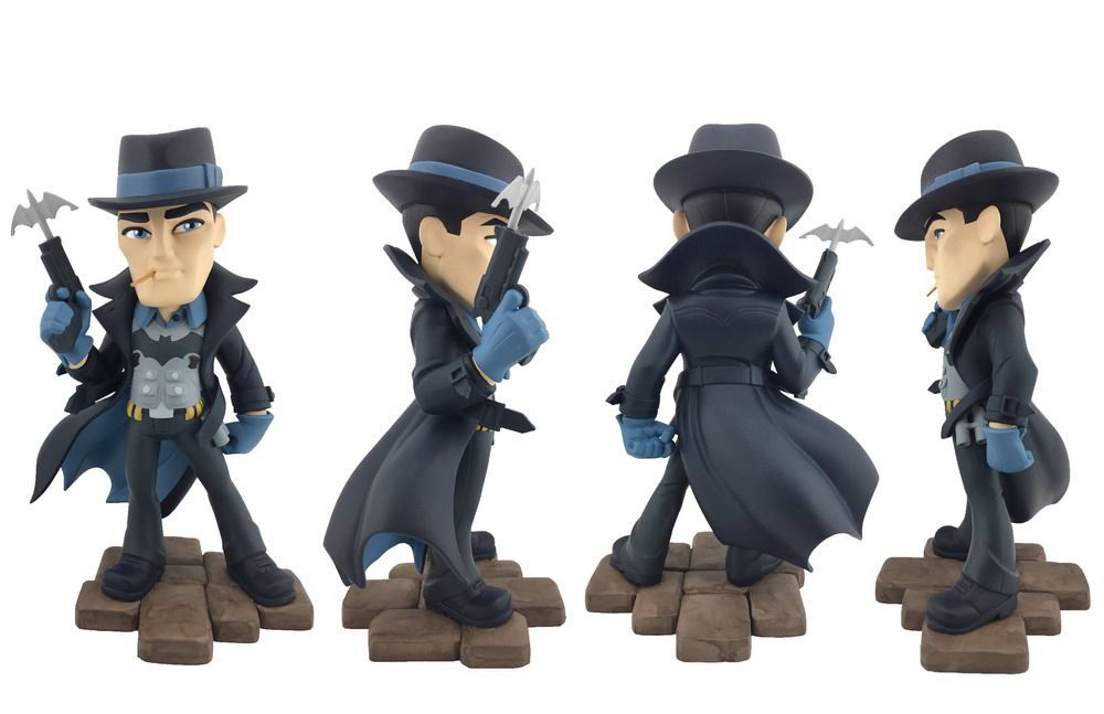 figures_dot_com's tweet image. FIRST LOOK! #GlobalHoldings Exclusive #BATMAN #DCBombshell Figure! buff.ly/2lcVlgA