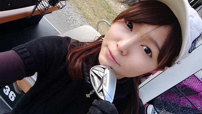 こんばんはー！ 今日はゴルフしに行ってたよっ🎵 こんな顔だけど好調ですた&hearts;  いまは仲良しメンツで打ち上げ🍺&hearts;  明日は朝早いから誰かに起こして欲しいよ(  ；&forall;；) https://t.co/HLX<a href="/tag/aknr"class="tags"><span>#aknr</span></a>