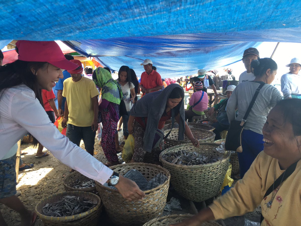 vgKayeRevil's tweet photo. If you love seafood, fresh or dried ones, you can indulge here. Visit soon w/ #CebuPacinMasbate https://t.co/HFcj8Y60TW