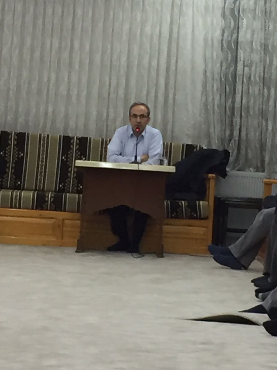 ANTEPKALEMDER's tweet photo. Şubat ayı konuğumuz GAÜN İlahiyat Fakültesin'den. Prof.Dr.Şehmus DEMİR idi.Hocamız "Meal ve Tefsir Tarihi "konulu seminer sundular. https://t.co/GnEXtvHQA2