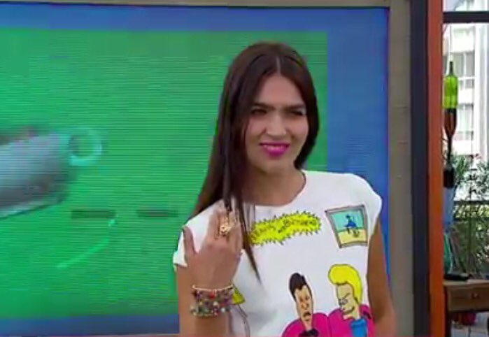 Andy_leo__'s tweet photo. @Fersbrown te robo el look 😜 pero tú eres más linda 😚 #ferbrown #fernandabrown @BototaFox @dragrandy https://t.co/4BbBC6vOzH