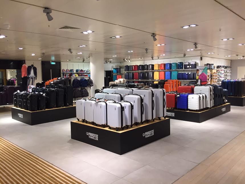 SportsworldNED's tweet photo. The only trip you will regret is the one you don't take: waar gaat jouw volgende reis naartoe? #princesstraveller #reiskoffers #reizen https://t.co/XH3IzBviMz