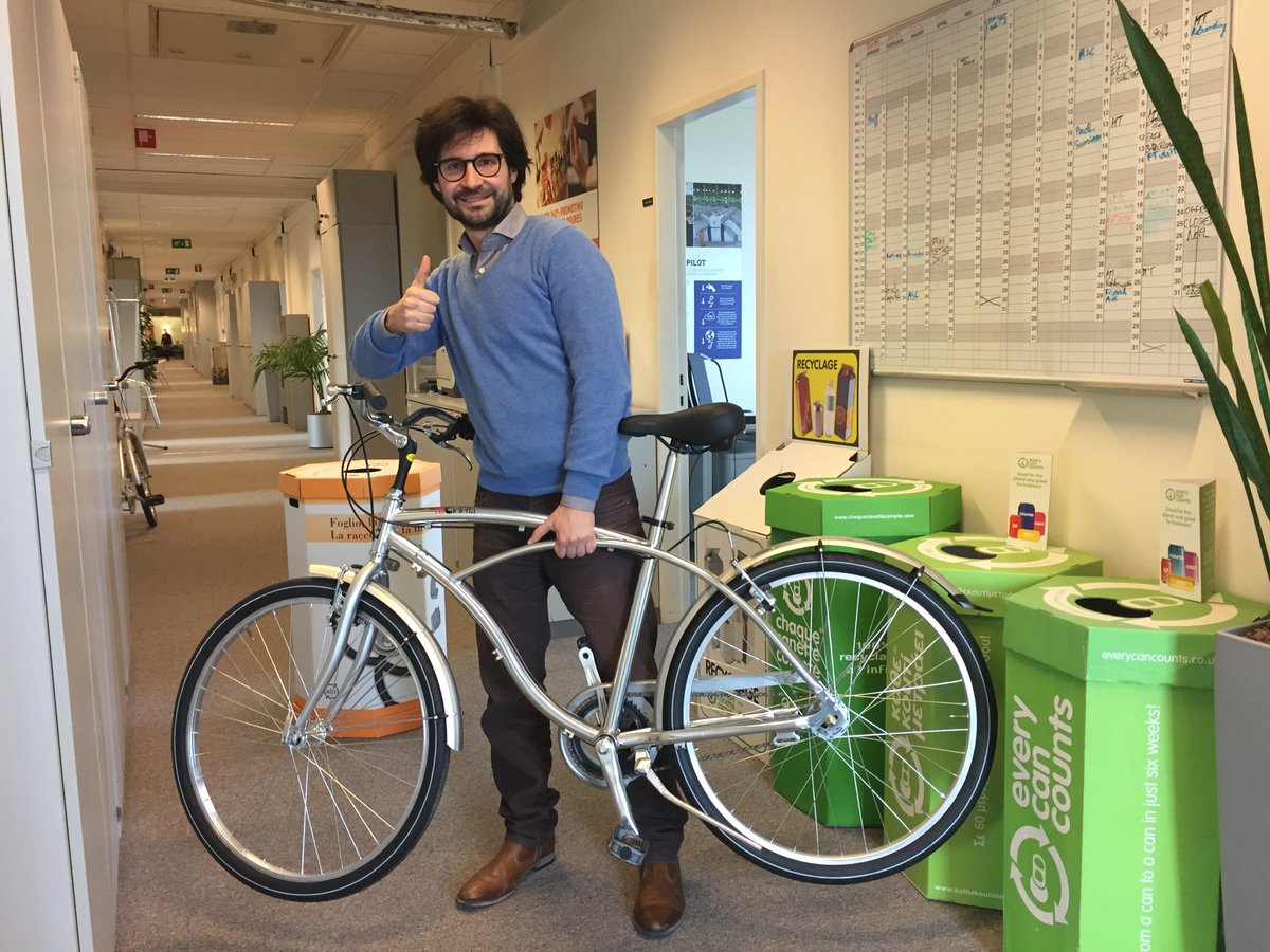 MaximoBXL's tweet photo. Love it! Do you know #Ricicletta ?
#lightmobility by recycled #aluminium cans
cc @ConsorzioCial @gschiona @Mac_Europa @RevolveMediaCo
🚴 https://t.co/oWjHqZsmBX