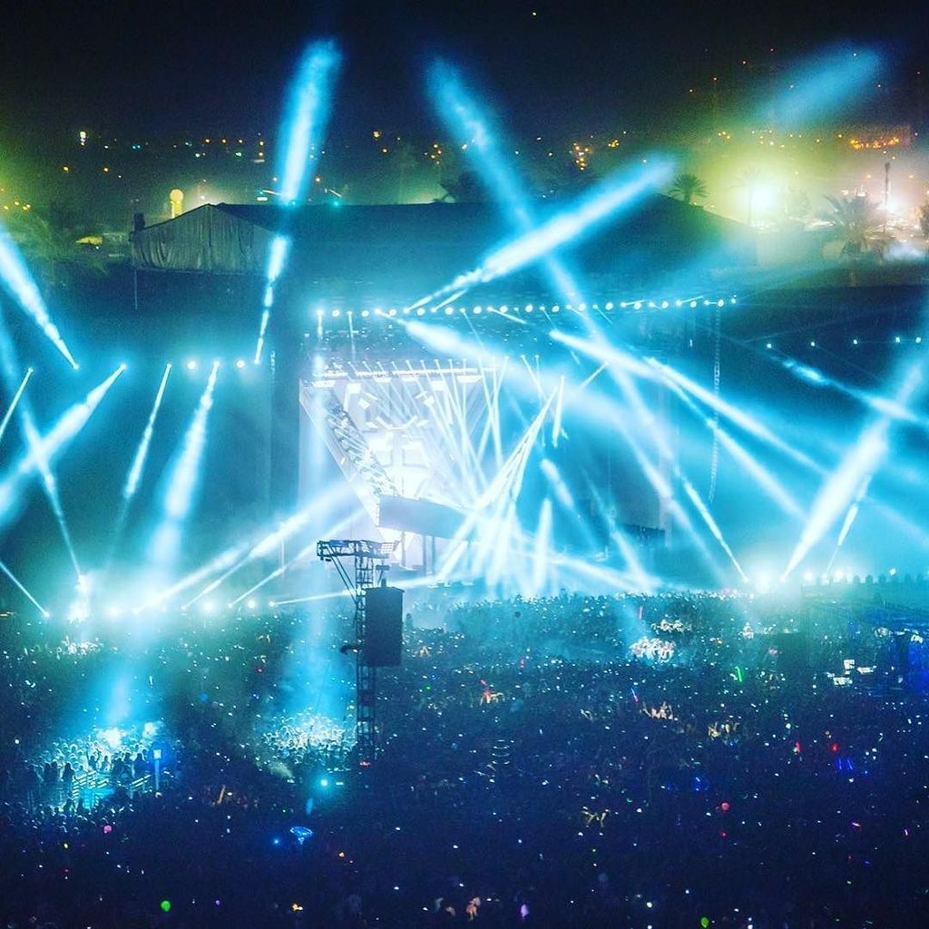 Festibl's tweet photo. Can we start getting excited for #Coachella yet??! 👌💪👏 https://t.co/qkMobNrrJd https://t.co/OZ5863ZrI5