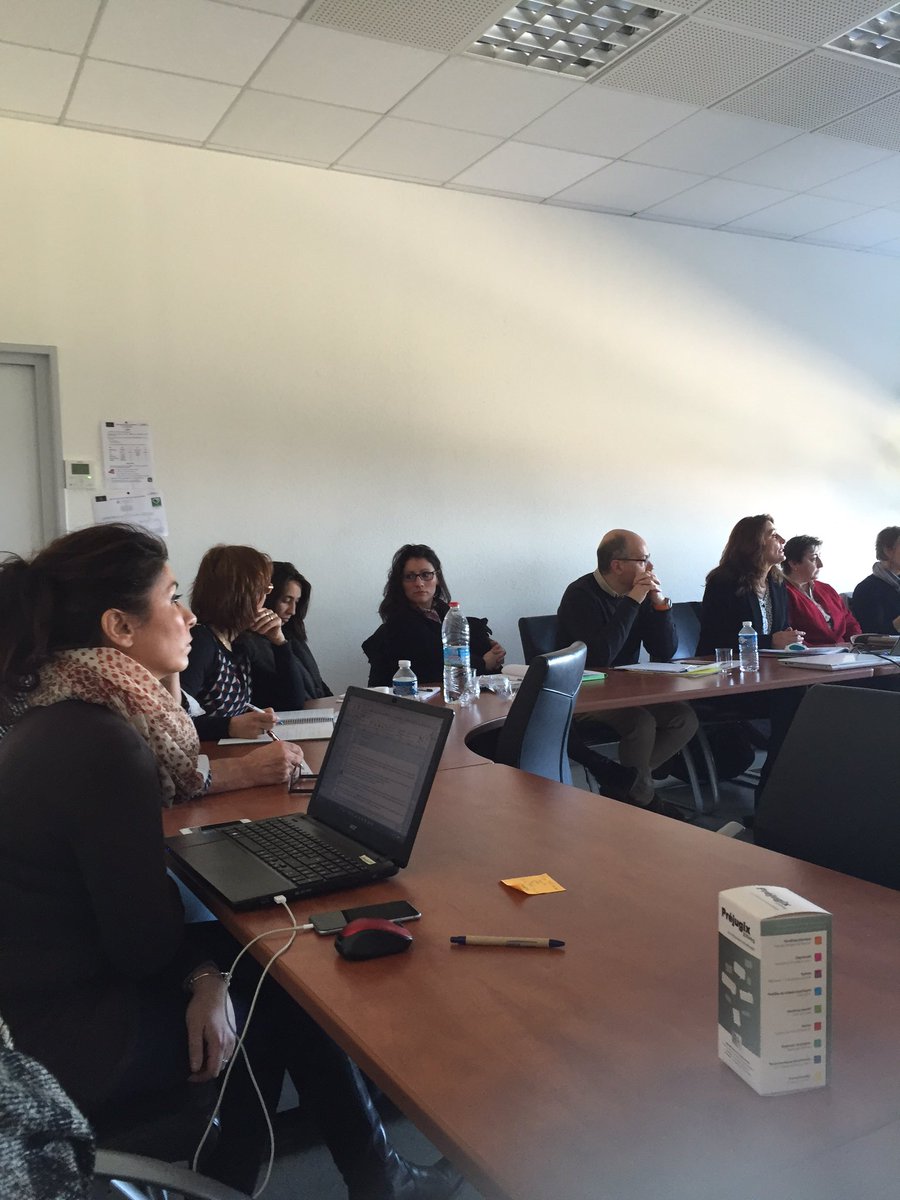 gabonLeveque's tweet photo. Atelier 3D ce jour à la cave du Marmandais (47) sur le thème : construire sa culture d'entreprise avec lâ RSE https://t.co/2maMBaWYmo