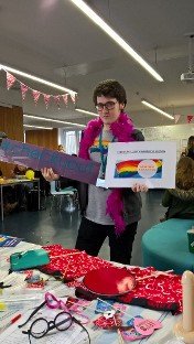 brook_midlands's tweet photo. The team are having great fun promoting #checkuout campaign at @kedst and @sandwellcollege https://t.co/B2F8ULEzA3