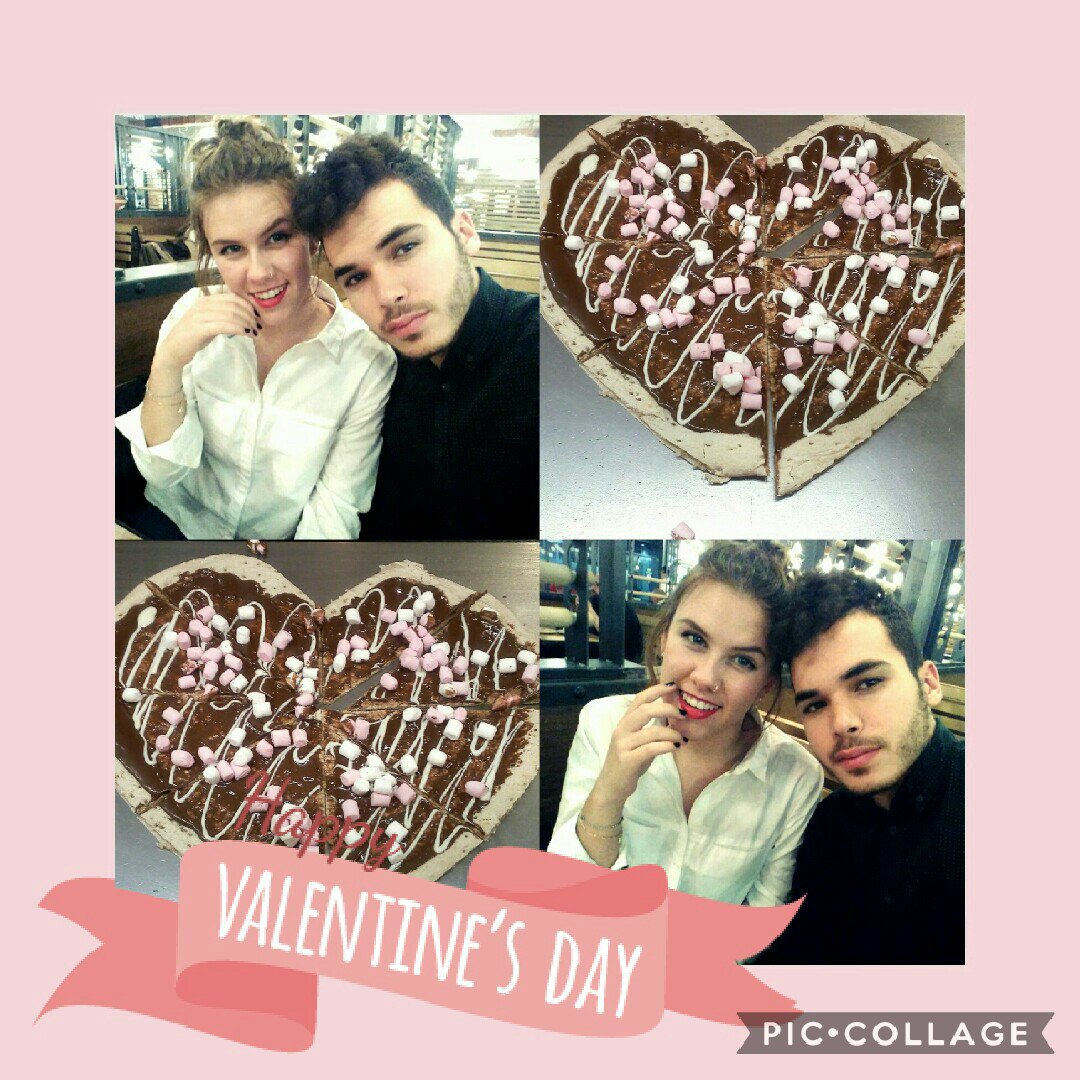 DavidBarraganRM's tweet photo. #DeclarateConMLP Por más cenas como esta. @MuerdeLaPasta #SanValentin https://t.co/XPgtlzRuZB