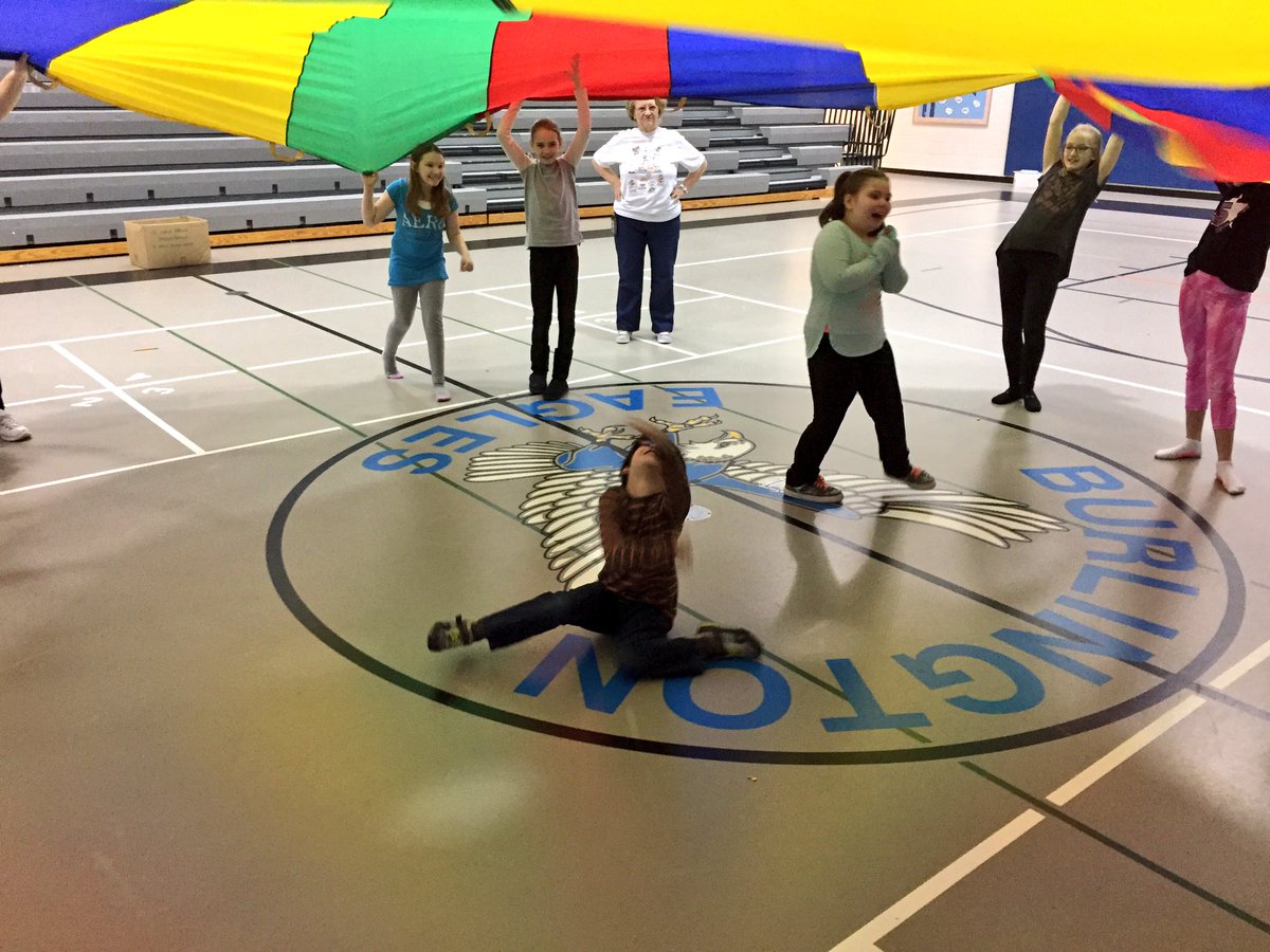 BES_PE's tweet photo. More #ModifiedPEClub fun with our favorite #ModifiedPEClass friends! βΊ #PEForEveryone #KindnessMatters https://t.co/Bco0cCvv7N