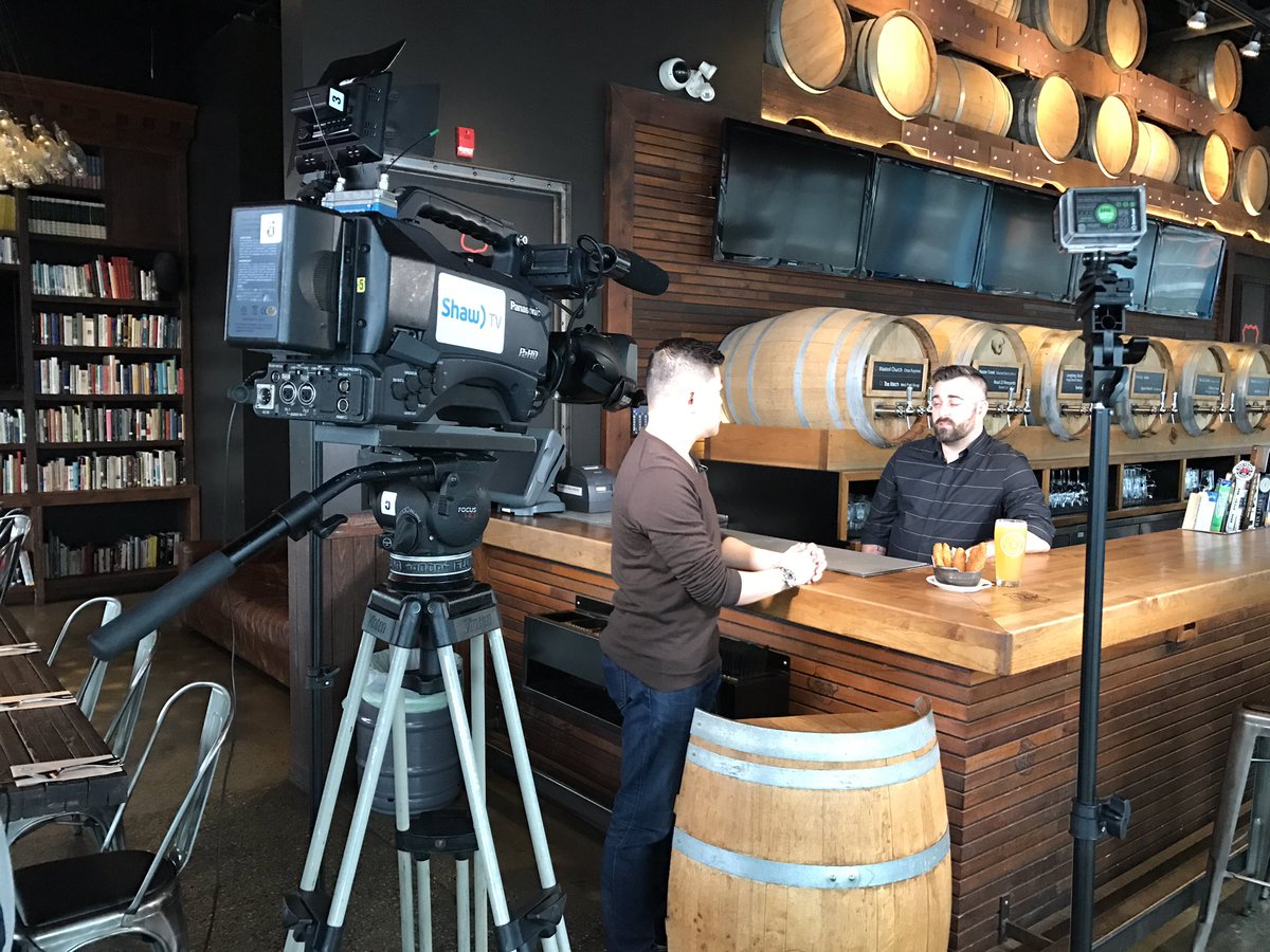 dgbars's tweet photo. @tapandbarrel #BevDirector @ry_craig featured in @ShawTVVancouver @BCBrewOnTap @reallyjoeleary with @DennisPang #TAPvillage #BConTAP #beer https://t.co/4TWAHuhpd7