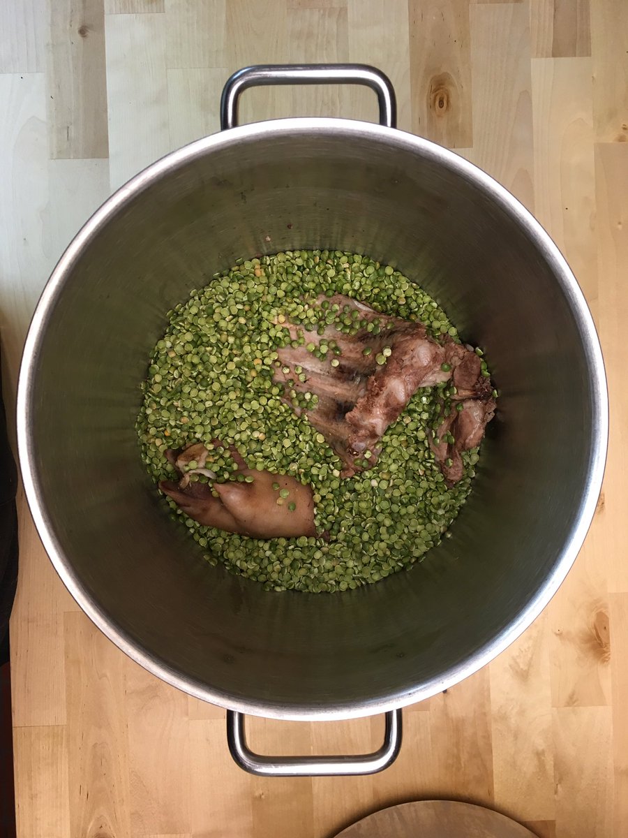 Hey <a href="/wearespindle/">Devhouse Spindle</a>, hope you guys are hungry tomorrow ;-). #snert