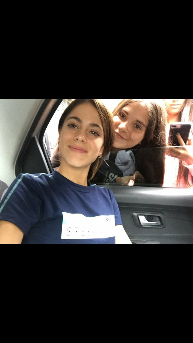 AngieTinista6's tweet photo. #TiniConFans 🙌❤ @TiniStoessel @marianaluciamuz https://t.co/8Vdoz0mdd5
