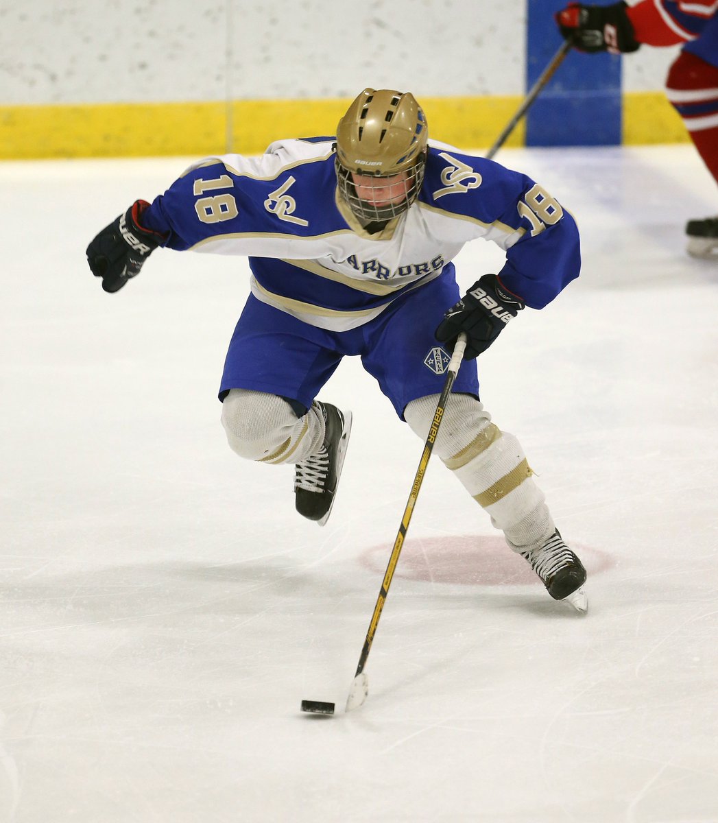 WCSDProud's tweet photo. @HockeySchroeder ice hockey varsity sectional tonight v GC @Webstericearena 8PM. B there @WSWarriorCrew @SchroederSports @SchroederHS 🏒🏒🏒 https://t.co/Yu3UShBnFb