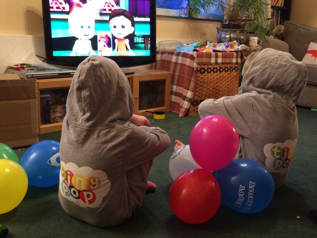 mumonthebrink's tweet photo. Wow the kids have gone quiet, they are entranced! Loving watching pjmasks at our #tinypoppjparty! https://t.co/HOCoV62L0z