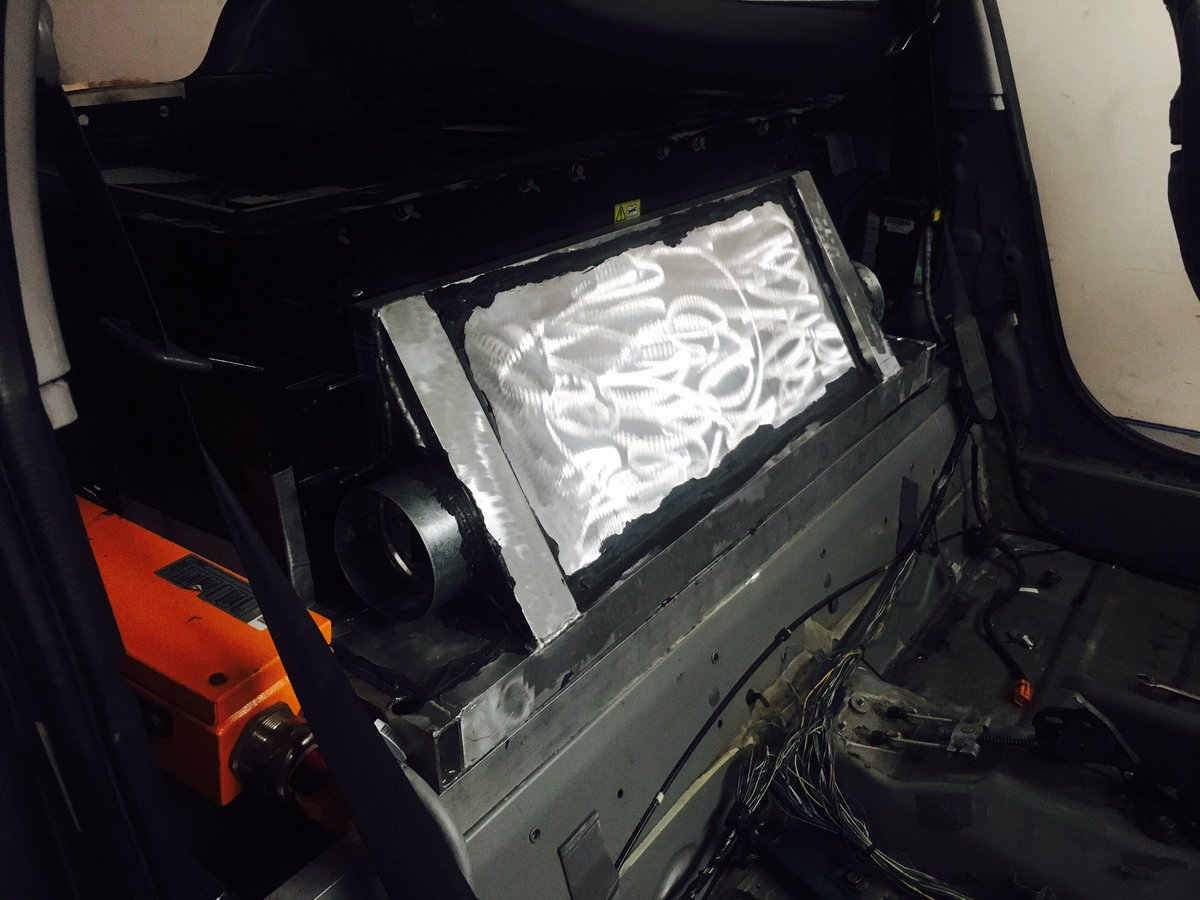 marrscycles's tweet photo. Contracted to build an all-electric 99 Honda Insight using early @TeslaMotors @acpropulsion tech Aluminum battery trays @MillerWelders https://t.co/ZDhr3Ej4Jq