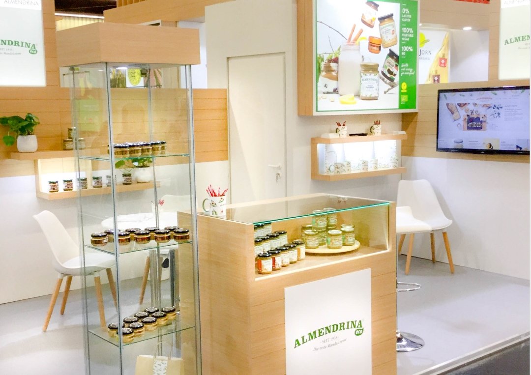 almendrina1935's tweet photo. ¡Primer día @biofach 2017! 

First day @Biofach 2017!

#AlmendrinaECO #Organic #Almendrina #biofach2017 https://t.co/lVxFmDfU8O