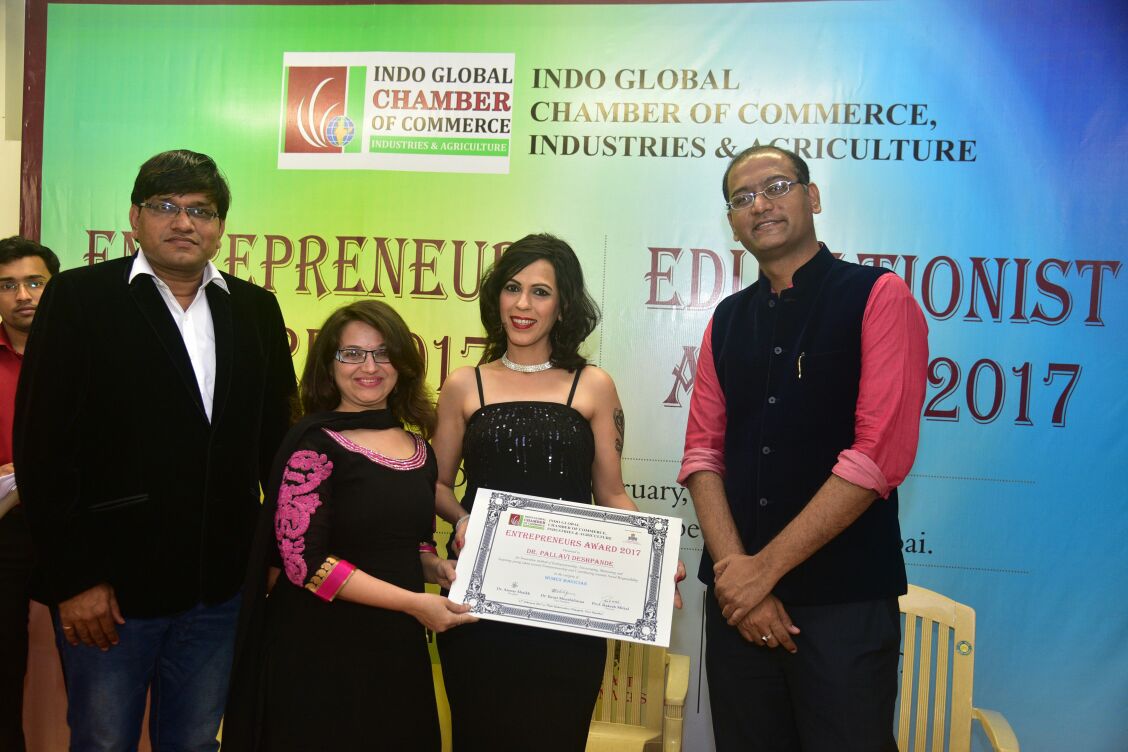 draalpal's tweet photo. IGCCIA AWARD 2017 as WOMEN MAGICIAN on 11th feb 2017, a small milestone to win hearts n contribute to lives of millions https://t.co/vNQBFHAlVx