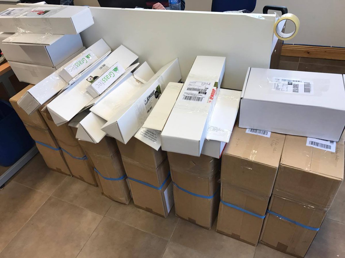 GrasstecLtd's tweet image. Busy day in the office with 45 Plate Meter and 4 Planning Applications going out #grasstomilk #platemeter #teamdairy grasstecgroup.com/agri-services/…
