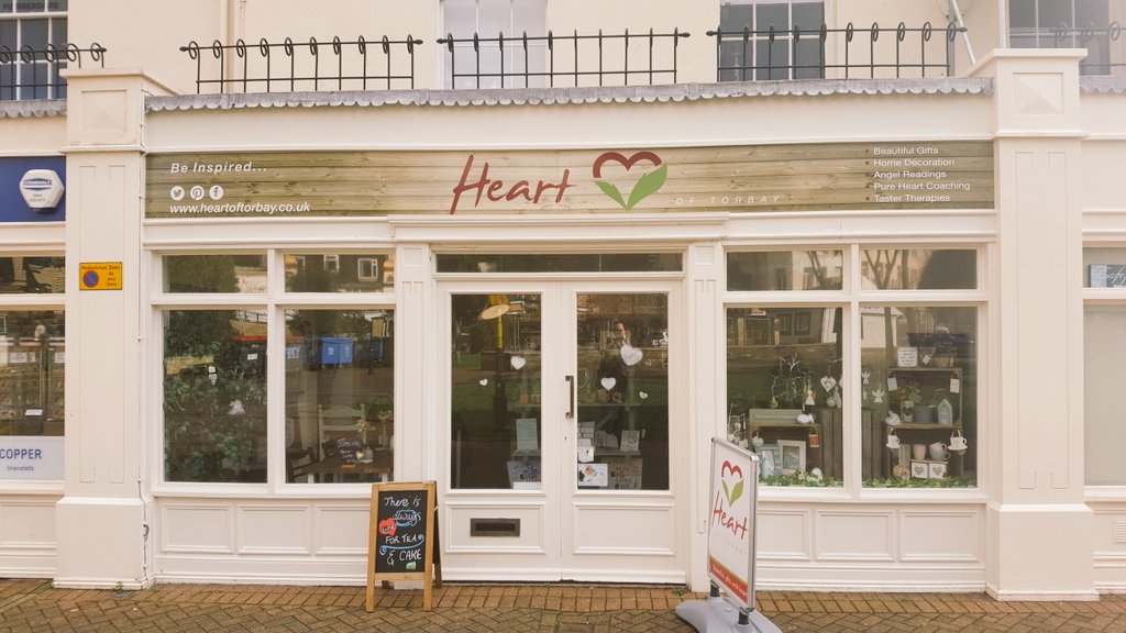 Great meet up with <a href="/shazmnelson/">Heart of Torbay</a> today over in #Torquay. Looking forward to working with you soon! 😊 <a href="/Torbay_Hour/">#TorbayHour</a> #Torbay