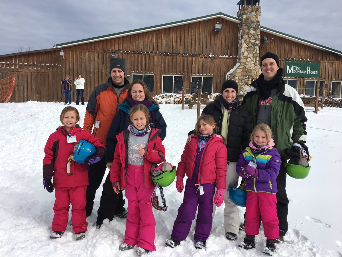 Family.  Friends.  Fun.  Skiing. We had a great time.  So blessed 2 have met each other through #grouplife #ForNW #stillachy @TheSummitOR