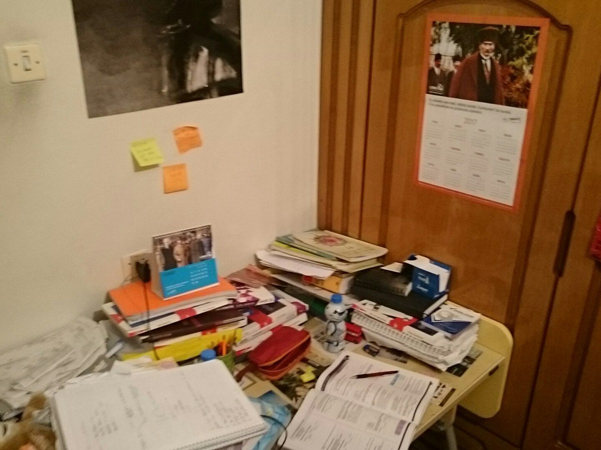 Bu masa içinde bir gün kaybolup gidecem aq