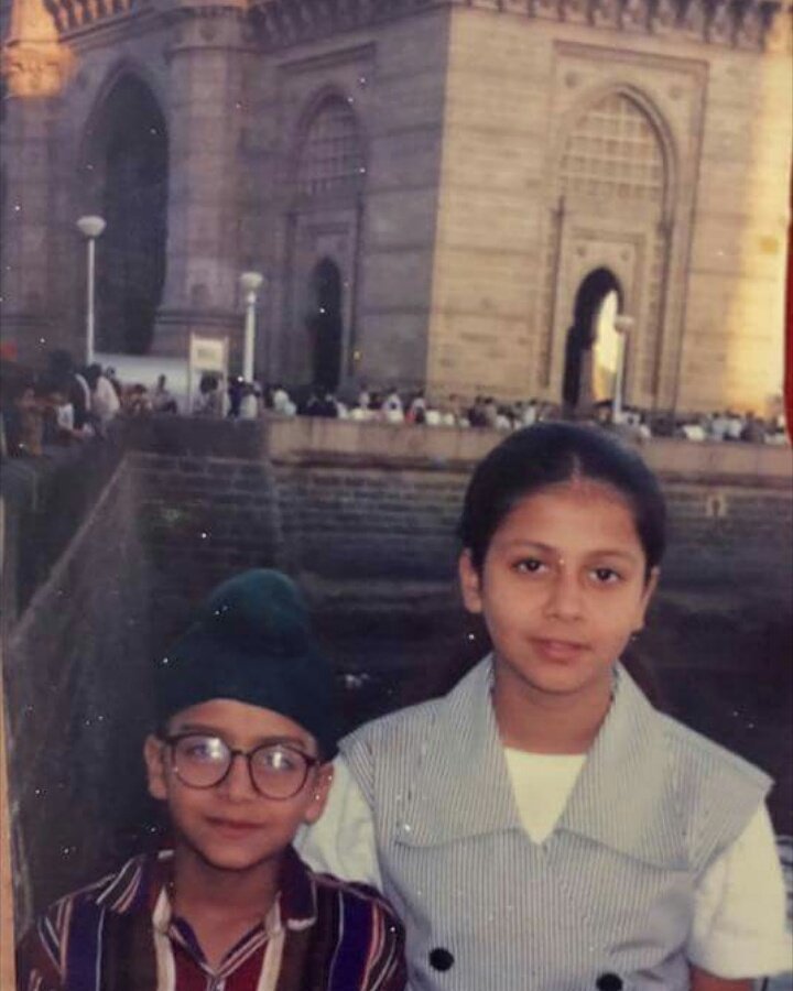 kajalsingla14's tweet photo. Beautiful picture โค #Ssona dii @8paramsingh โค https://t.co/wmKTevRKBH