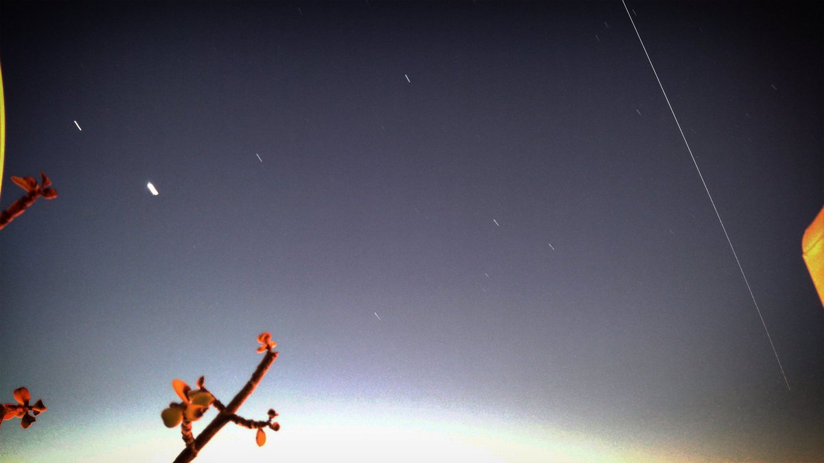 PakyGabrieli's tweet photo. Voi avete visto l'ISS?? :) #ISS2017  #nasa @NASA #italy#italia https://t.co/yVb7qRWA8T