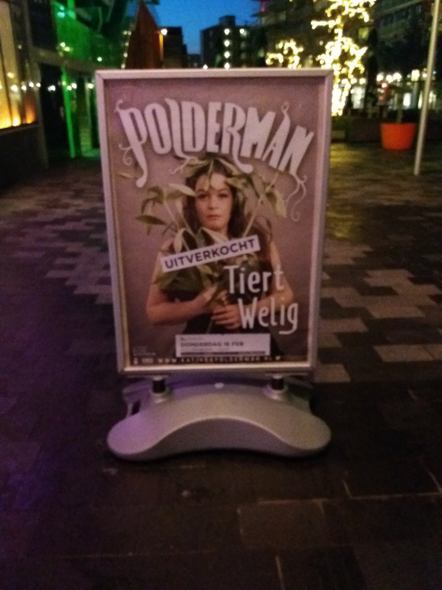 Er zijn wat plekken vrijgekomen bij Katinka <a href="/Poldermanie/">Beslisboss des vaderlands</a> morgenavond! Bel morgen met de kassa of mail naar kassa@dekom.nl. #luckyday