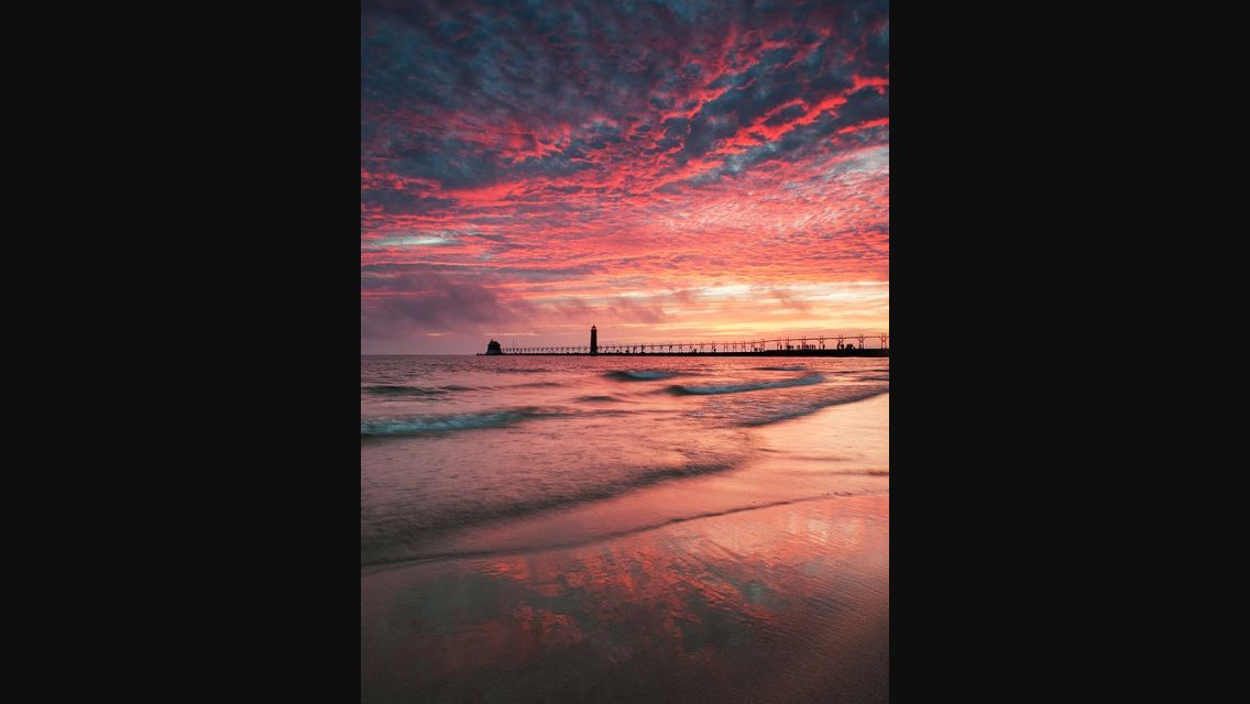 GrandHavenCrew's tweet photo. Beautiful views from Grand Haven ⛅️🌊 https://t.co/49WWO4ENd2