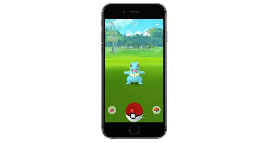 GameSpot's tweet photo. #PokemonGo will add 80 Pokemon from Gold and Silver, incl. Chikorita, Cyndaquil, and Totodile! 

Take a look: https://t.co/MCeGGkNo2w https://t.co/bg4A7Bw7uy