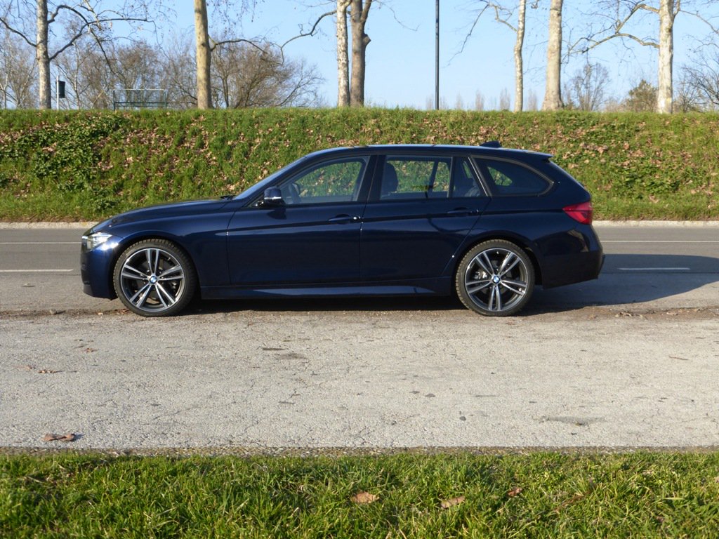HDmotori's tweet photo. BMW #Serie3 E’ ancora il riferimento nel suo segmento per chi ama guidare? Lo scopriremo presto con un bel #HDtest https://t.co/5XoNSuIsbk