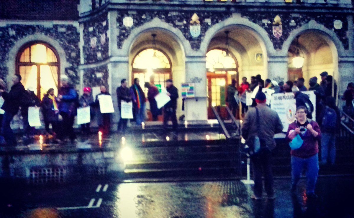 vicaringroo's tweet photo. Joining the peaceful protest outside #ChurchHouse for #GeneralSynod.
#LGBTChristians #LGBTEquality #GS2055 https://t.co/bAFKAHm4il