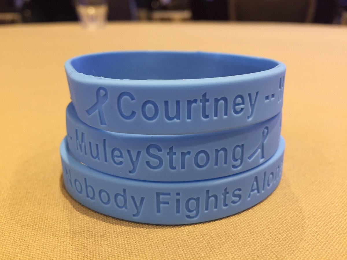 stugarrow's tweet photo. Nobody fights alone #meetup17 https://t.co/cGWTVduUBi