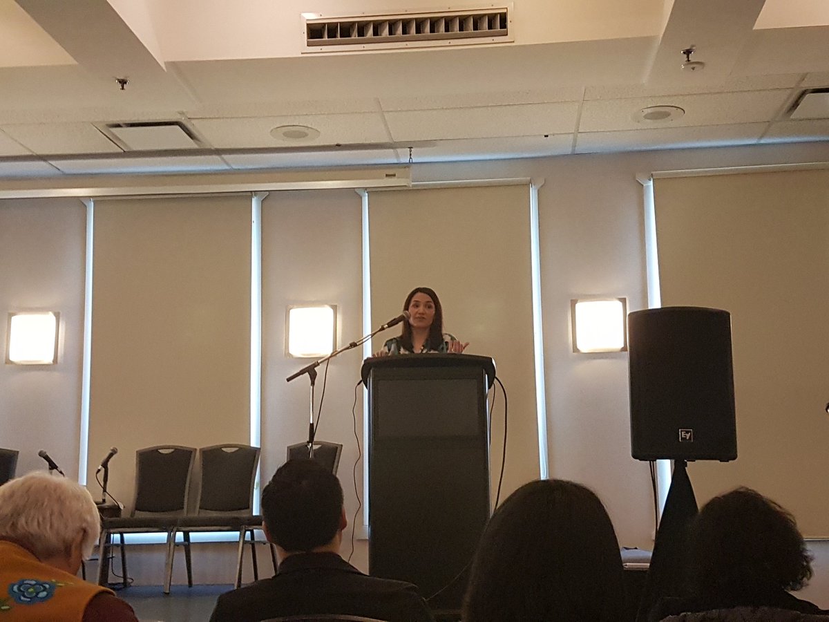 lynnhutton's tweet photo. Wow! A fun and informative session from #PTCapital from @Alaska here at #AIIC2017 thanks #Sarahlukin!! https://t.co/BMiO9Cl9QE