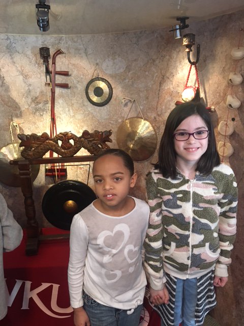 SimpsonElem's tweet photo. SES students experiencing Chinese culture via traveling museum!  Many authentic examples of this heritage both past and present! https://t.co/eivbg6yTpN