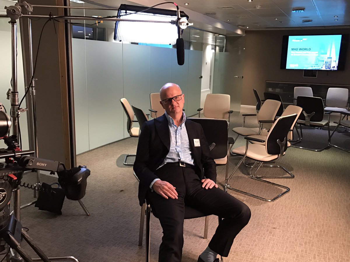 claudiabate's tweet image. &quot;Trump reducing regulation in the US is a positive for #FinTech globally&quot; says @prepaidrobert #BPFinTech