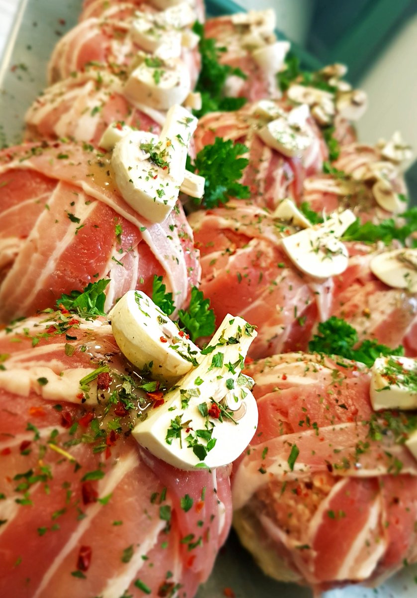 #breakfast #mushrooms ive done today <a href="/ButchersLav/">Laveracks Butchers</a> . They really are #tasty !
#butcher #foodie #yorkshire #shoplocal #laveracks