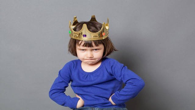 DrPhil's tweet photo. How to stop spoiling your kids: https://t.co/4vLndj1ZhD #ParentingTips https://t.co/xuTK7gRNBI