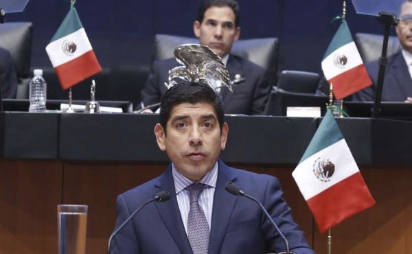 Otorgar estímulos fiscales para impulsar la #economía <a href="/SenadoresdelPAN/">Senadores del PAN</a> <a href="/AccionNacional/">Acción Nacional</a> <a href="/torresgrac/">Fernando Torres</a> goo.gl/w30Ily