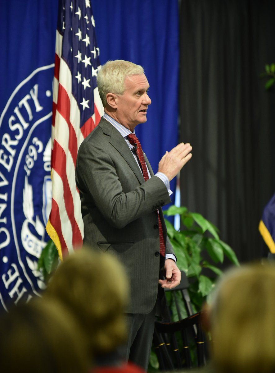 UofNH's tweet photo. Pres. @MarkHuddleston: #UNH is seeking to be only the 2nd university in America to be a platinum-rated campus. #sustainability #UNHForum ♻︎ https://t.co/LC4XkpGIsl