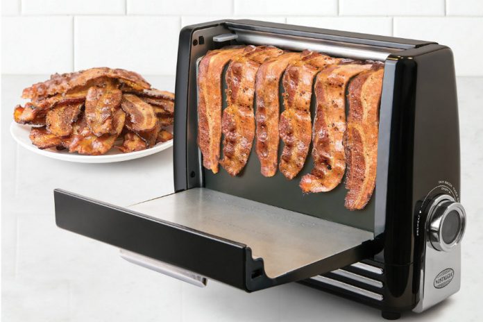 CocinayVino's tweet photo. ¿Quieres comer tocino en segundo y sin tanta grasa? Lo hace el mejor invento del mundo https://t.co/OuHsq6669s  https://t.co/X38V2I7UoB