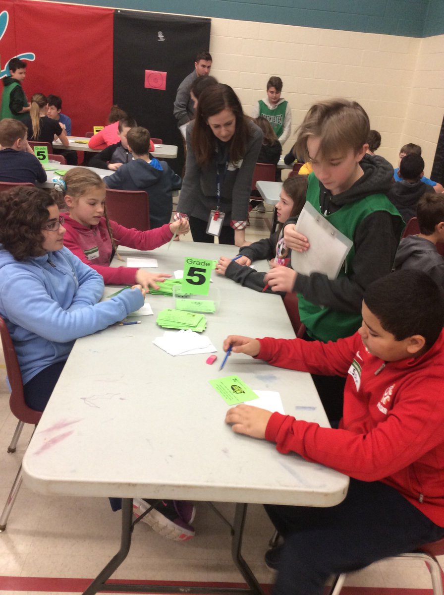 Mrs_Morra's tweet photo. A fun day problem solving with Mathletes! @Mathletes1 @MLCBlazers #PVNClearns https://t.co/BYgftdRINB