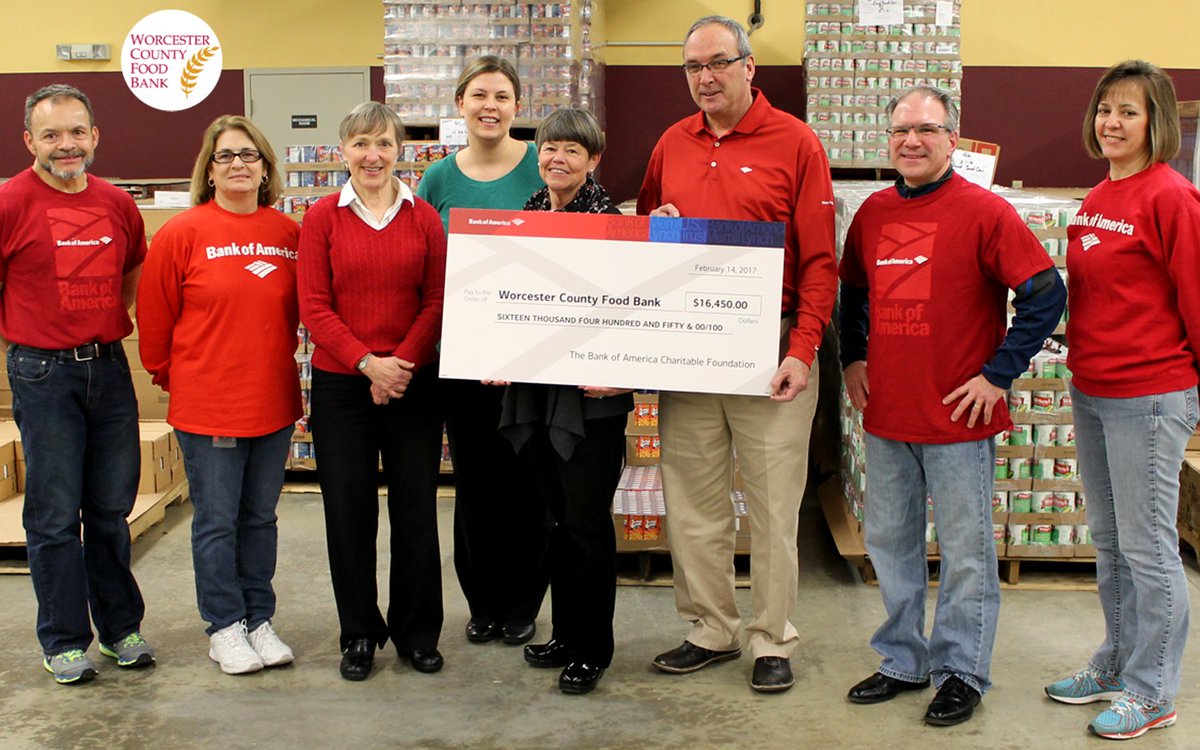 edwin_shea's tweet photo. Proud to support @WorcCtyFoodBank in ending hunger. Great day meeting with staff and volunteering with colleagues! #giveameal https://t.co/foBauxYk3h