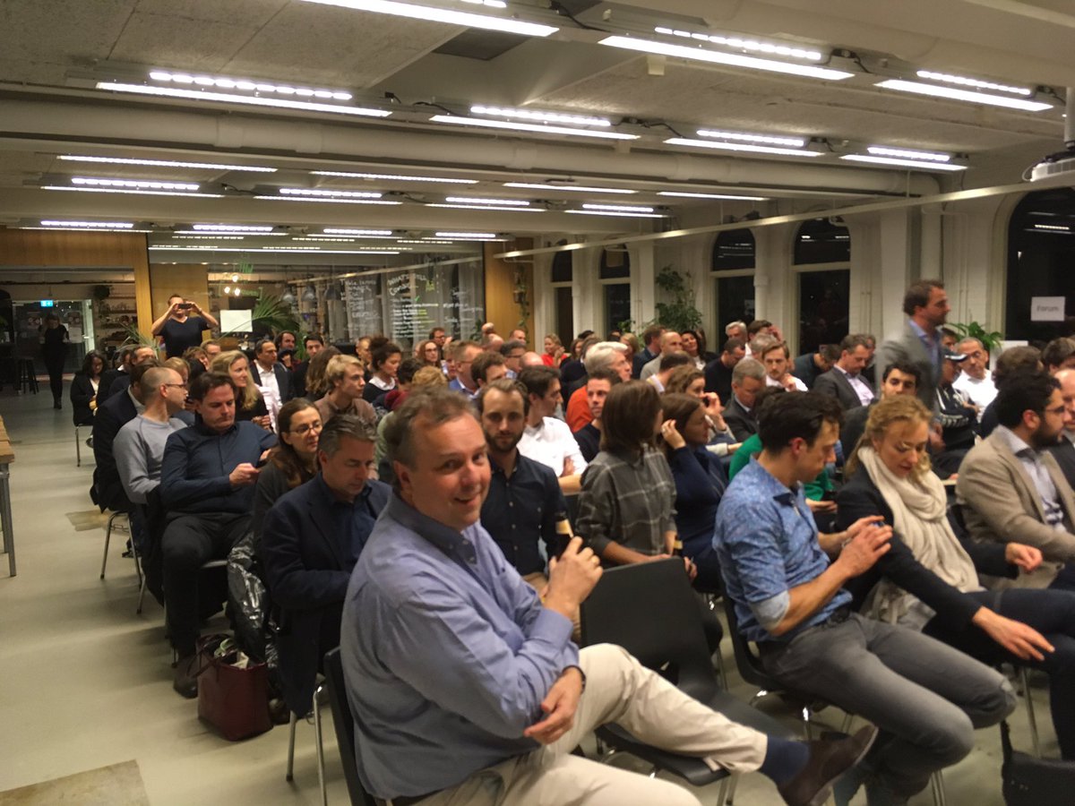Packed room at the Dutch premiere of the documentary 'The University' <a href="/ImpactHubAMS/">Impact Hub Amsterdam</a> #singularityunl #ImpactHub