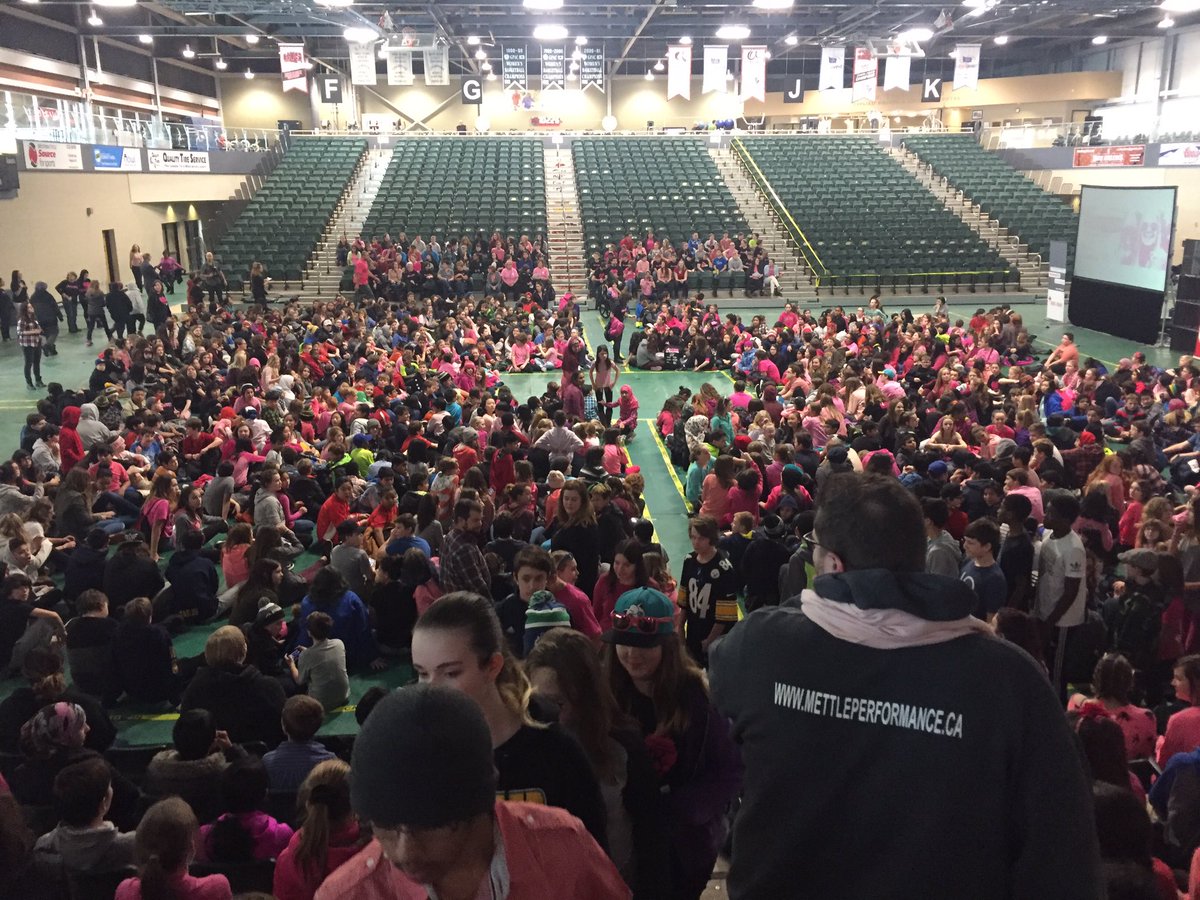 rink041's tweet photo. #PinkDay #imaginenobullying https://t.co/R1XVU7pmkv
