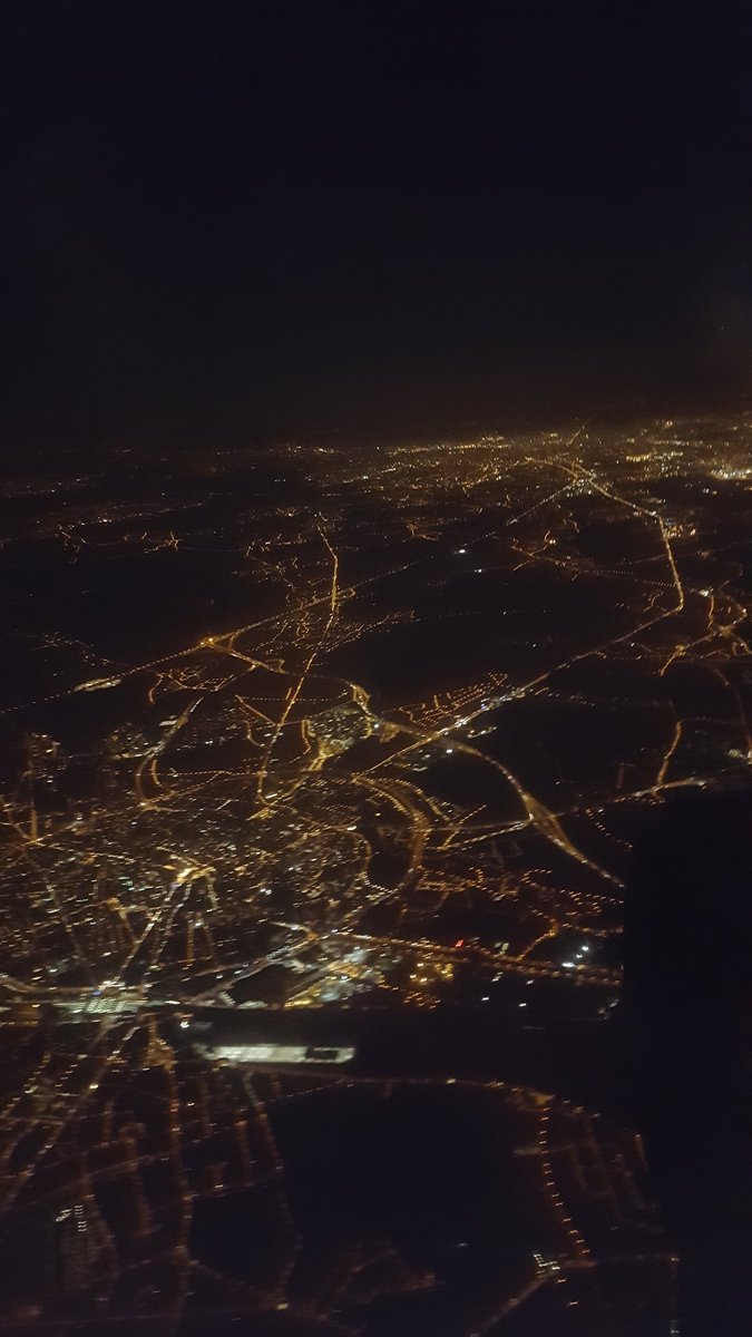 wing_feathers's tweet photo. #cityatnight #Belgium https://t.co/TyeE6z31UB