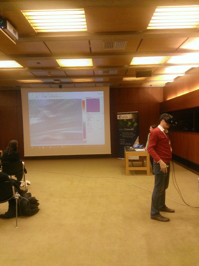 dn_mason's tweet image. Popped into the @arivisag demo of data visualisation with #occulusRift at #NEUBIAS V cool! can&apos;t wait to have a play