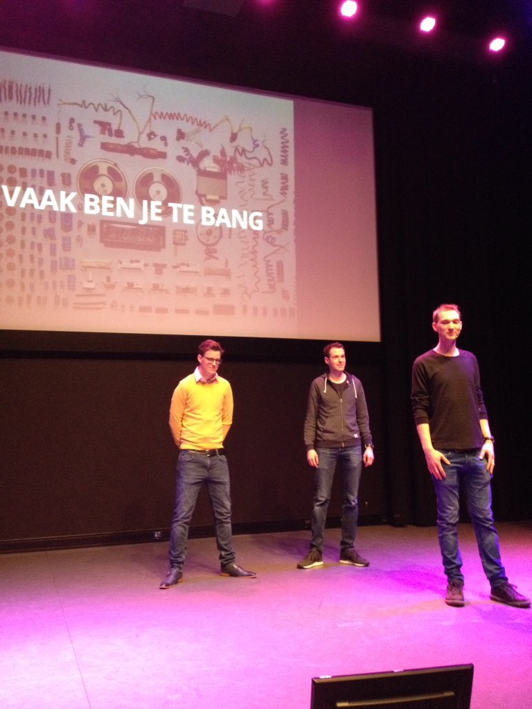 v_kucha's tweet photo. Voor het eerst een #trio presentatie door de mannen van @escaperoom0318 #ondernemenisspelen https://t.co/DMsv8Go137
